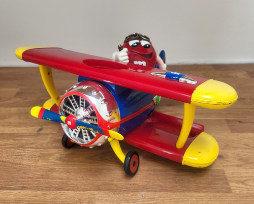 Barnstorming plane sweet - m&m's,