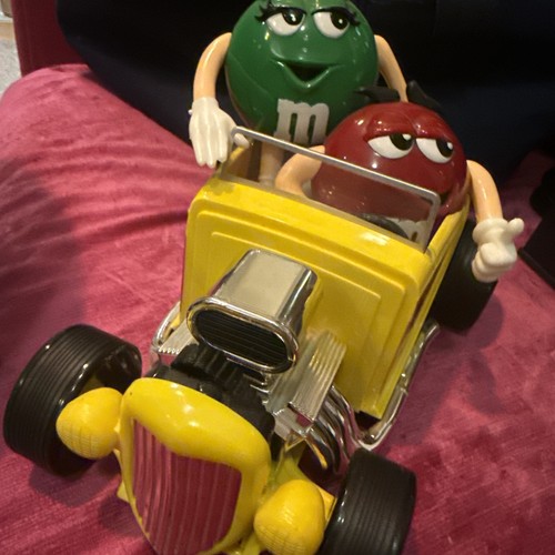 Large hot rod - large, rebel