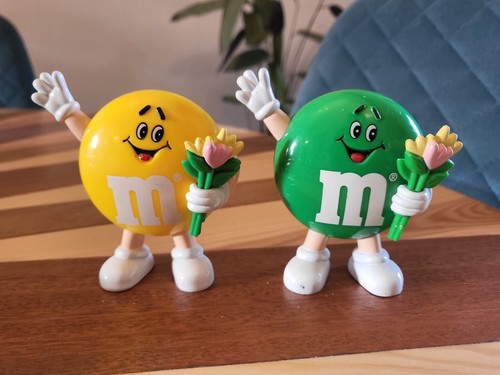 Pair vintage green - m&ms, &